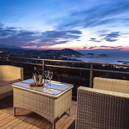 Demir Suit Hotel คูซาดาซี ภายนอก รูปภาพ